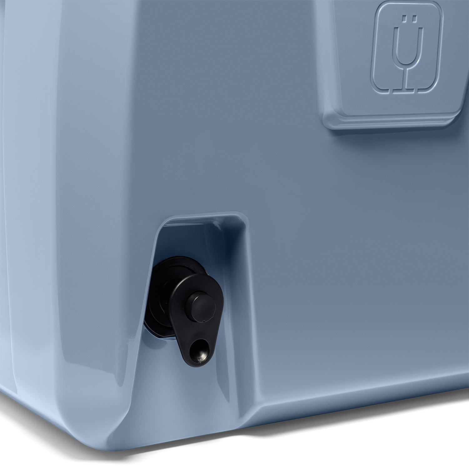 brutank-20qt-p6 BruTank-20-Denim-Tap.png