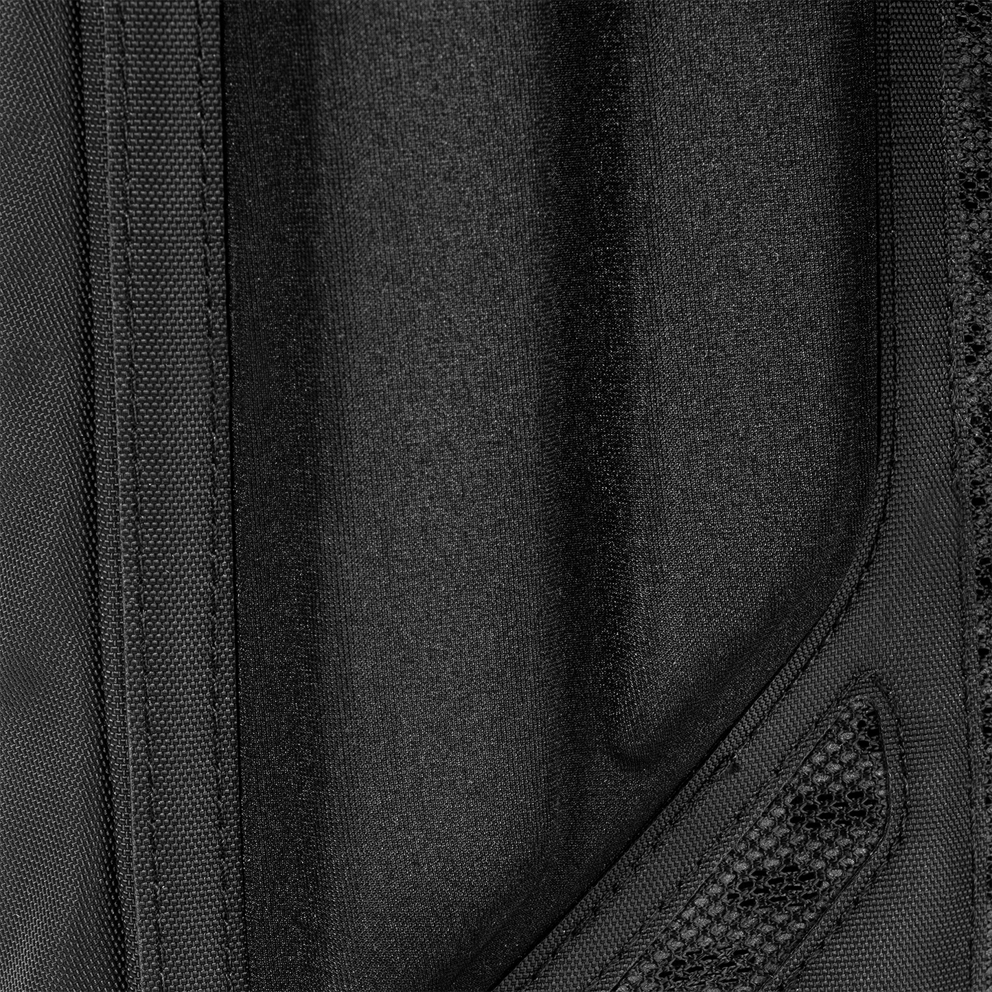 paragon-hydration-pack-v4 Paragon_Black_Texture.png