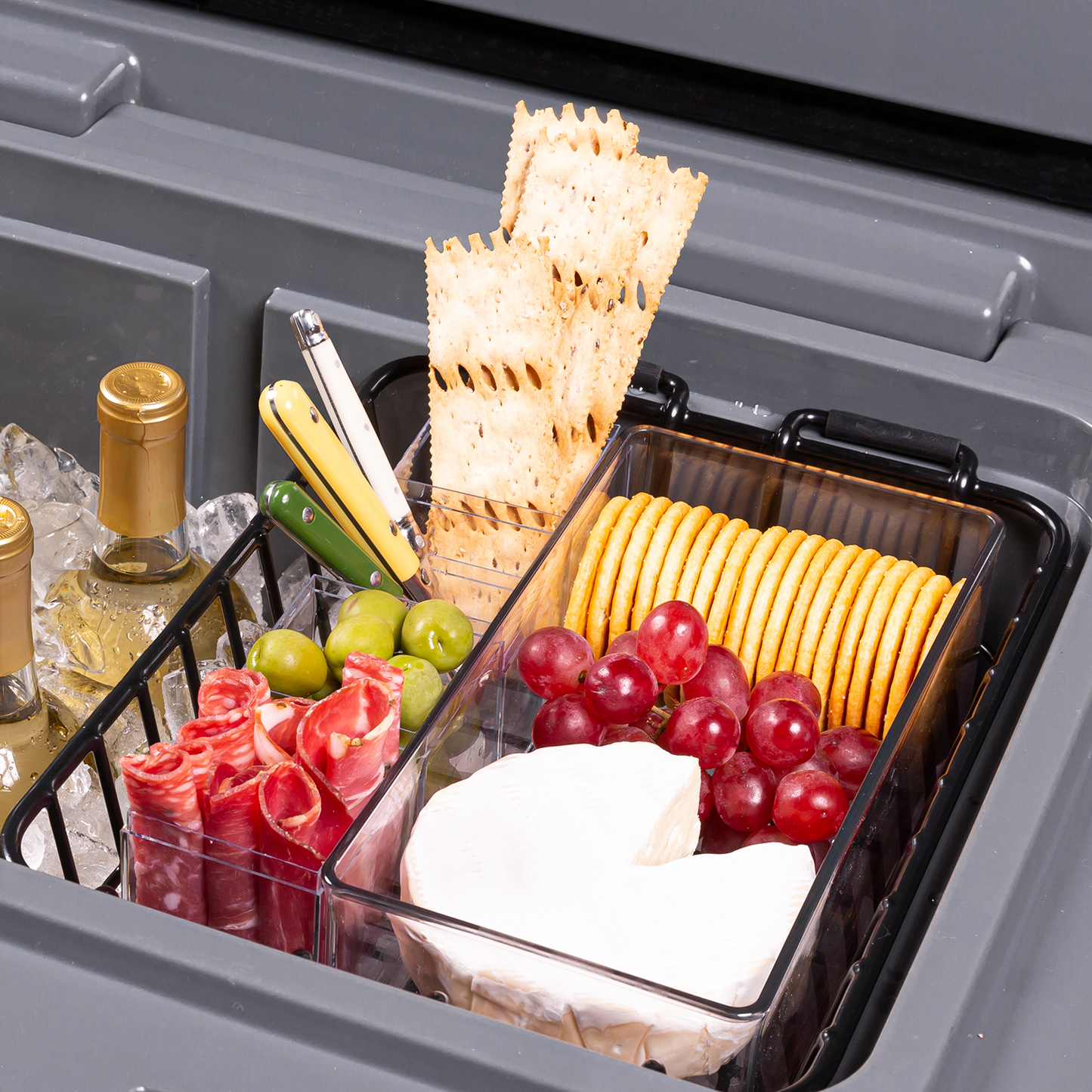 brutank-35qt-55qt-dry-rack-e5 brutank-dry-rack_accessory_alt-1.png