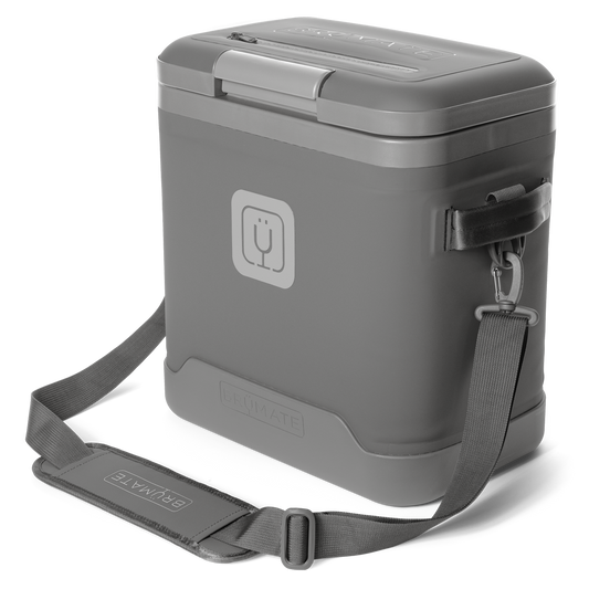 magpack-18-can-e5 magpack_18_graphite_front_strap.png
